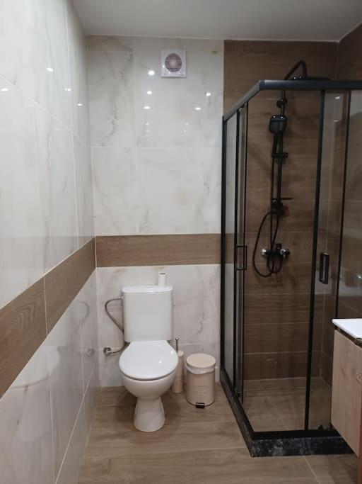 Luxury Apartment With Balcony Mytilene ภายนอก รูปภาพ