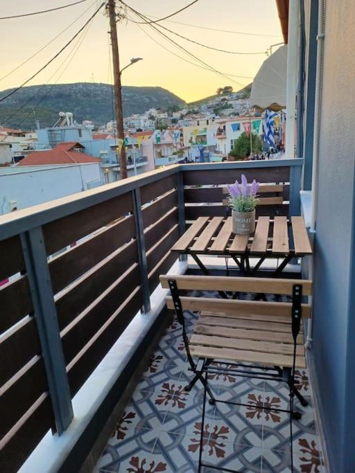 Luxury Apartment With Balcony Mytilene ภายนอก รูปภาพ