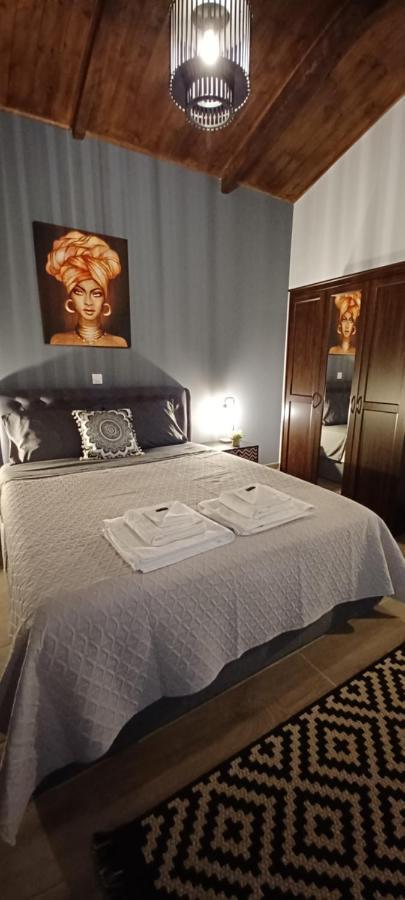 Luxury Apartment With Balcony Mytilene ภายนอก รูปภาพ